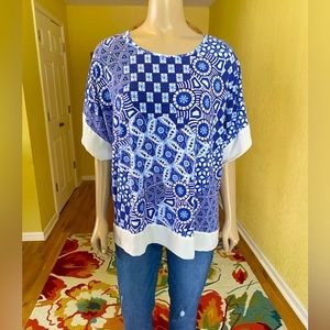 Grace Elements Batwing Round Neck White Trim Floral+Geometric Print Top Size L